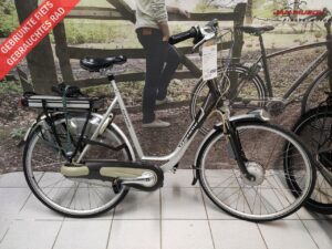 Gazelle Orange C8+ 8V E-Bike